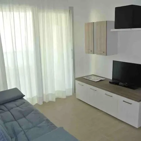 Ferienwohnung Fuer 7 Personen Ca 48 Qm In Bibione, Adriakueste Italien Und Umgebung - B45016 * ビビオーネ